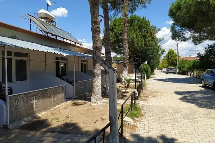 Alphan Tatil Köyü