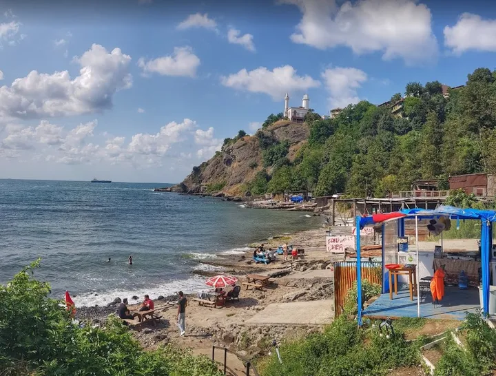 Anadolufeneri Plajı Kamp Alanı
