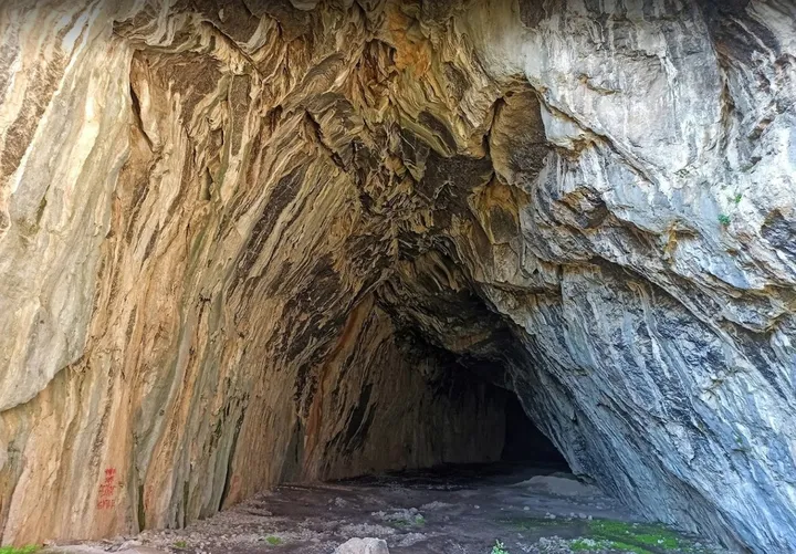Bırkleyn Mağarası Kamp Alanı