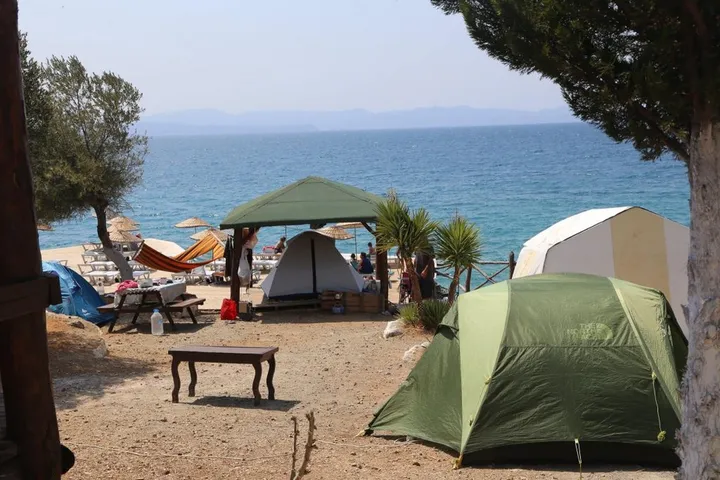 Karya Beach Camping
