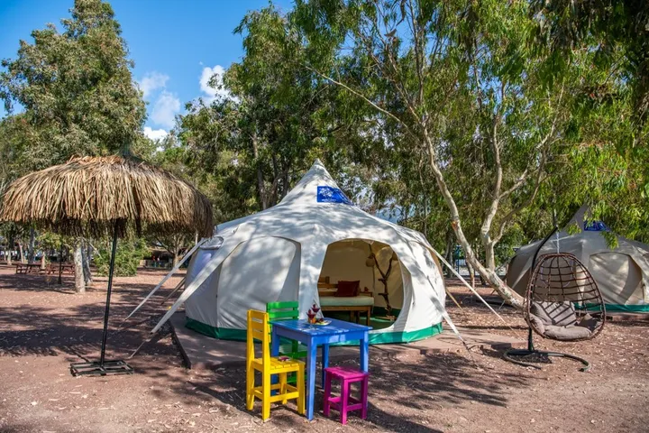 kusadasi-island-camping