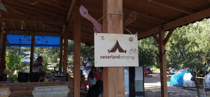 neverland-camping