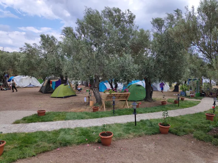 neverland-camping-public-areas